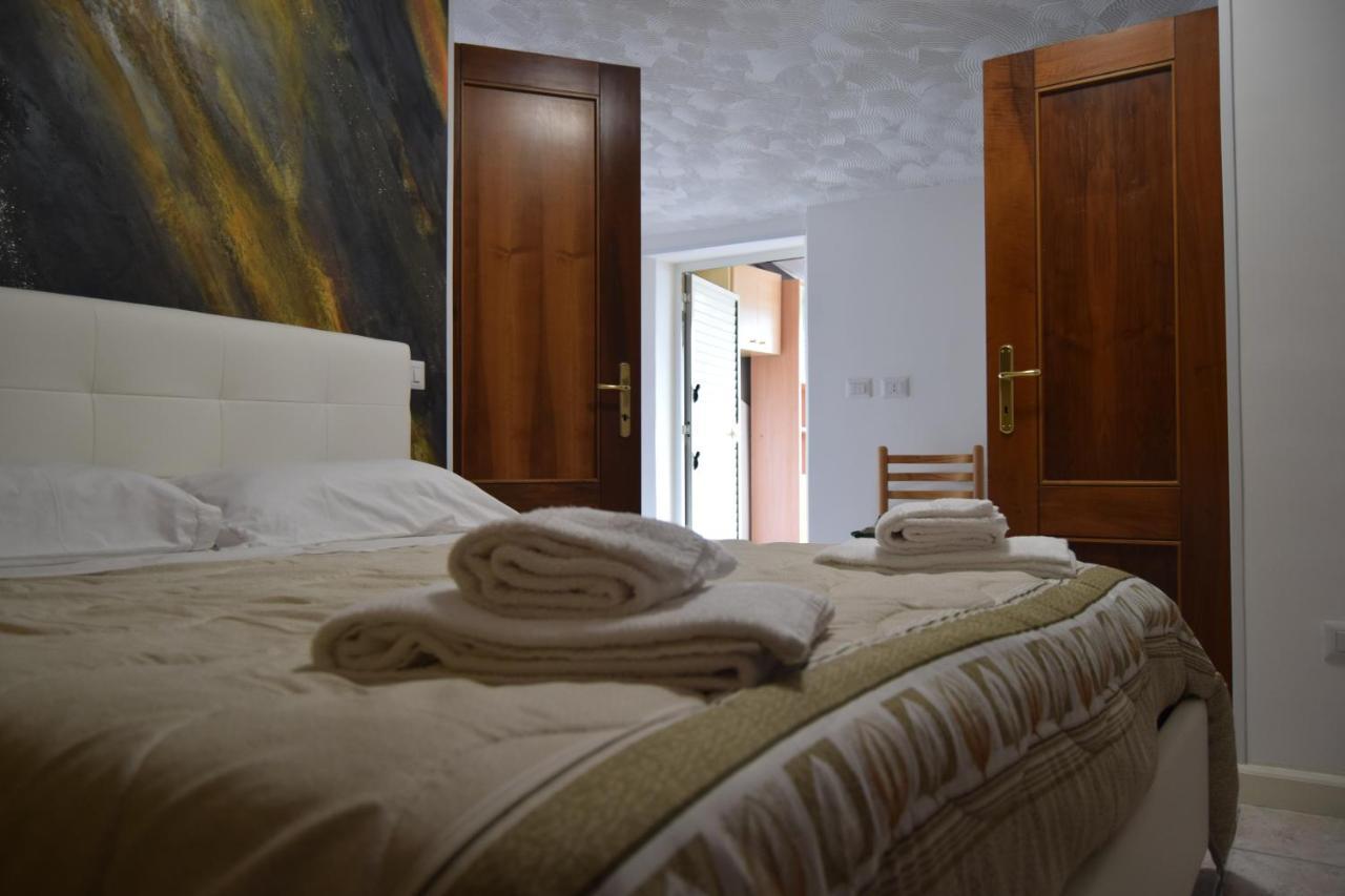 B&B La Terrazza Montalbano Elicona Exterior foto